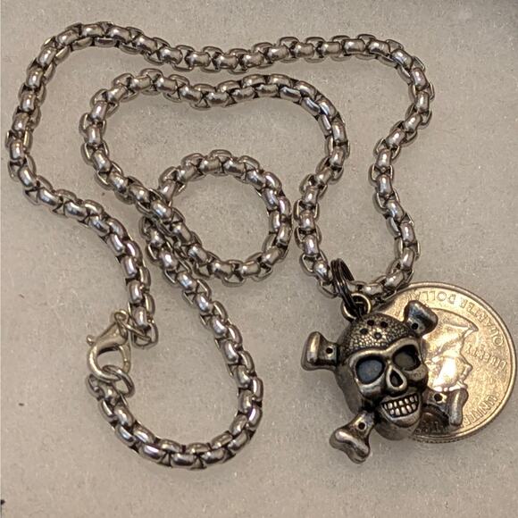 HARLEY DAVIDSON 3D Willie G Skull Pendant Necklace on Stainless Steel Box Chain - Picture 7 of 7